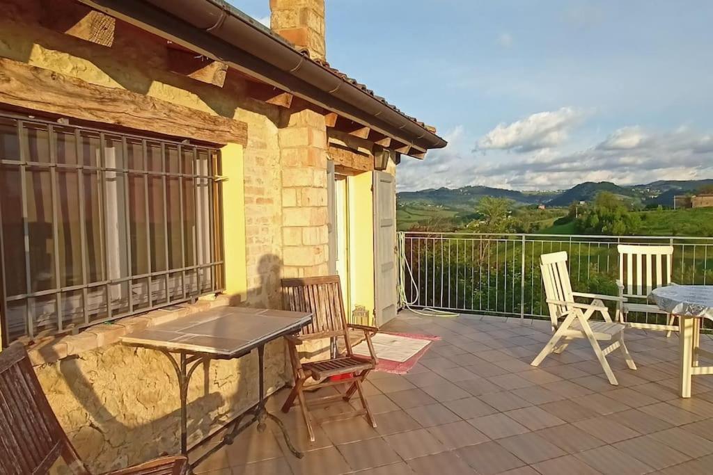 La Terrazza In Collina Appartement Monte Orsello Buitenkant foto